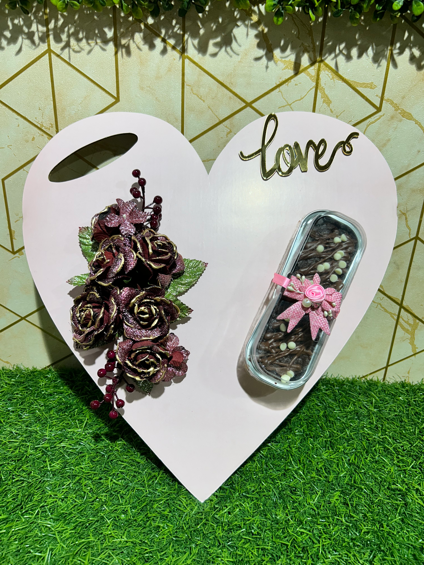 Heart Dessert Hamper Pack of 4
