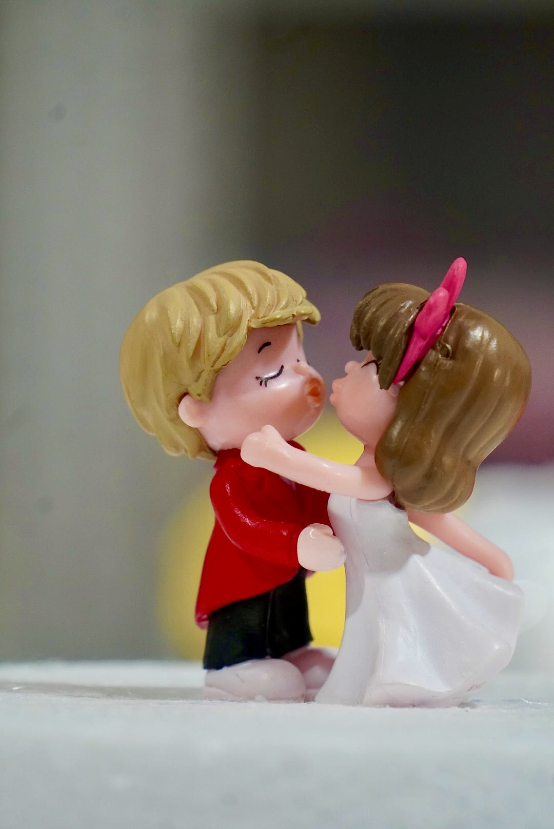 Kissing Couple Cake Toppers