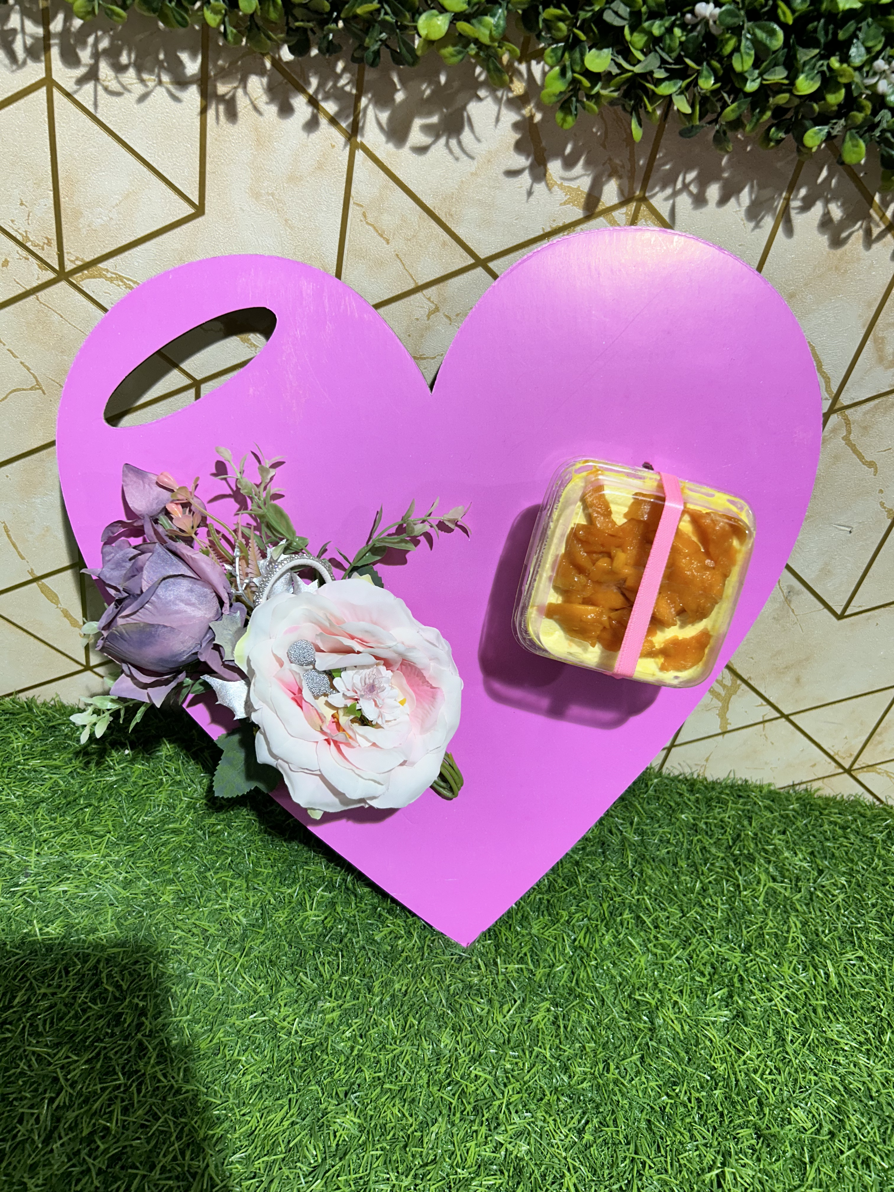 Heart Dessert Hamper Pack of 4