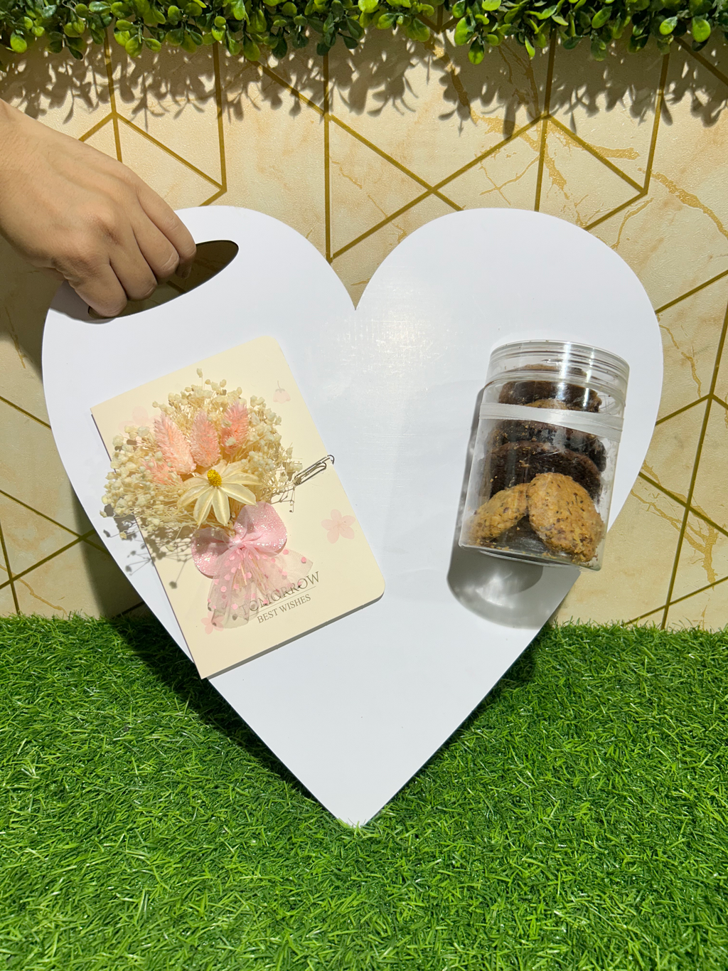 Heart Dessert Hamper Pack of 4