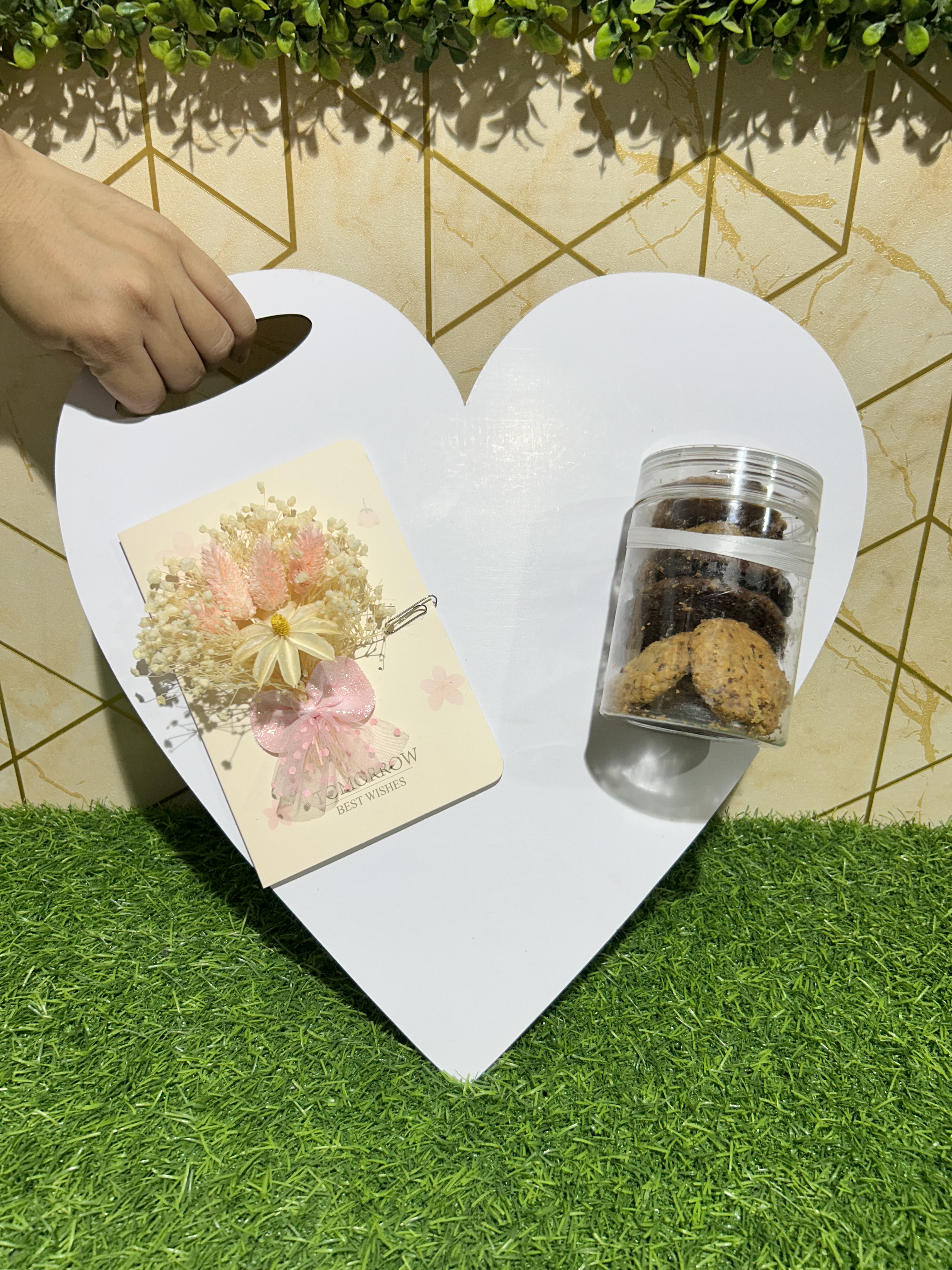 Heart Dessert Hamper Pack of 4