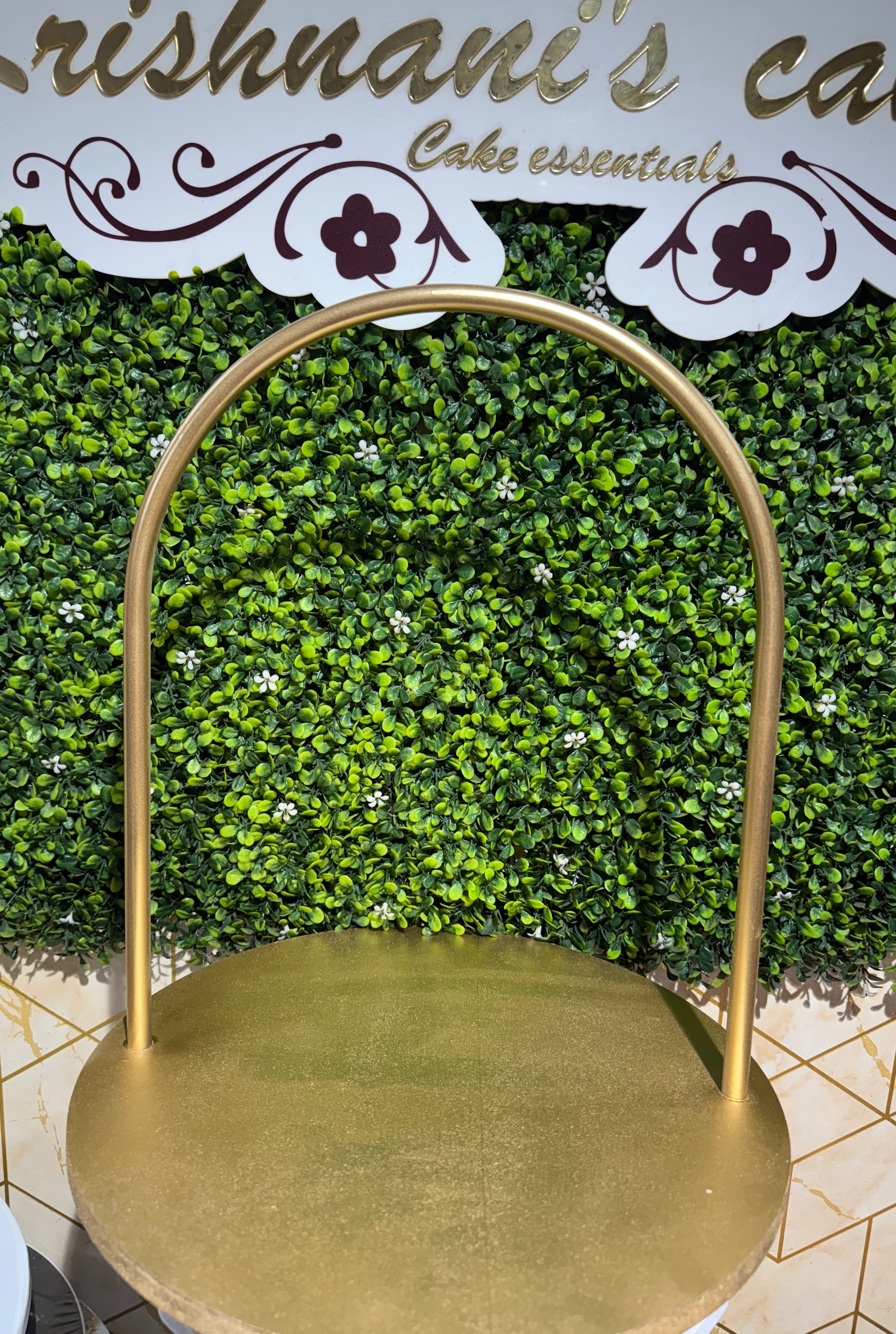 Metal Loop Stand (Detachable)