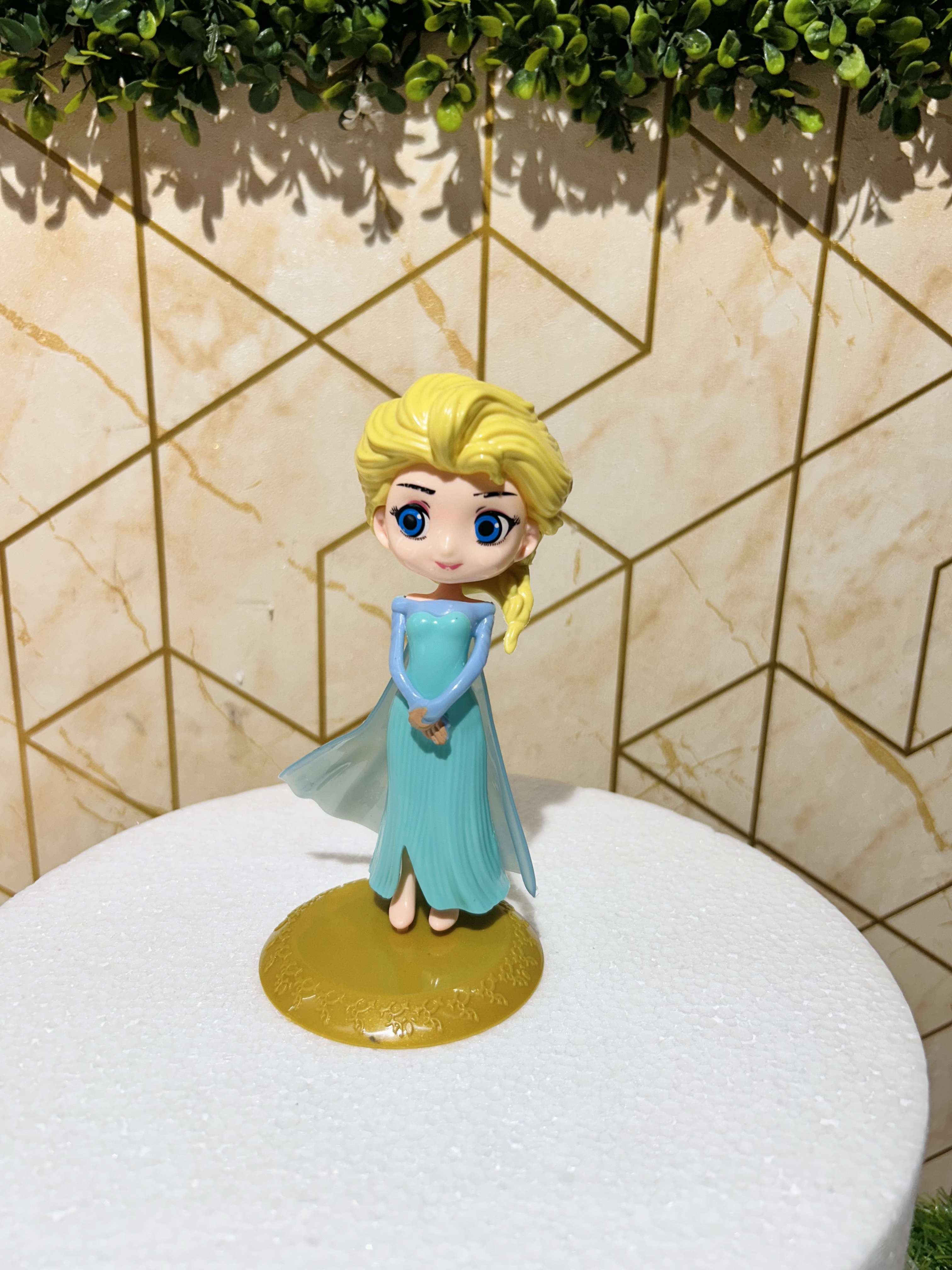 Elsa Cake Doll