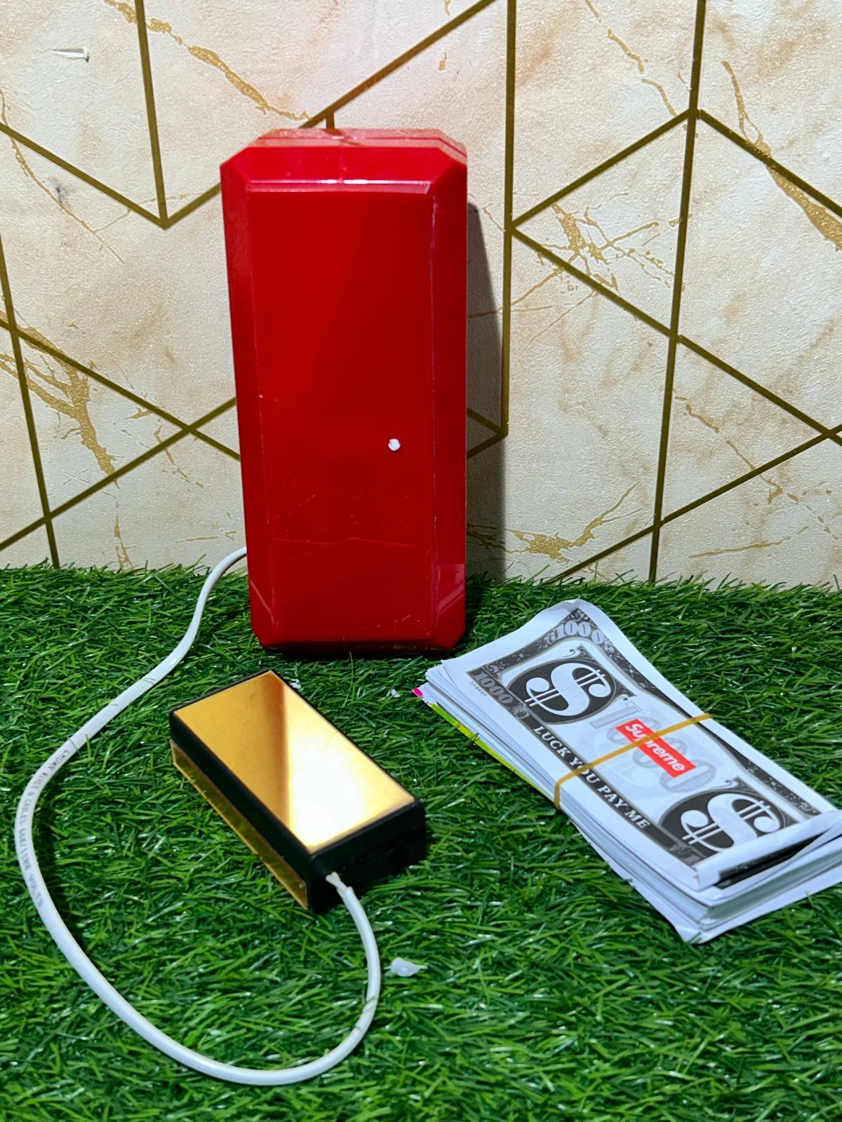 Money gun for Cakes with designer remote