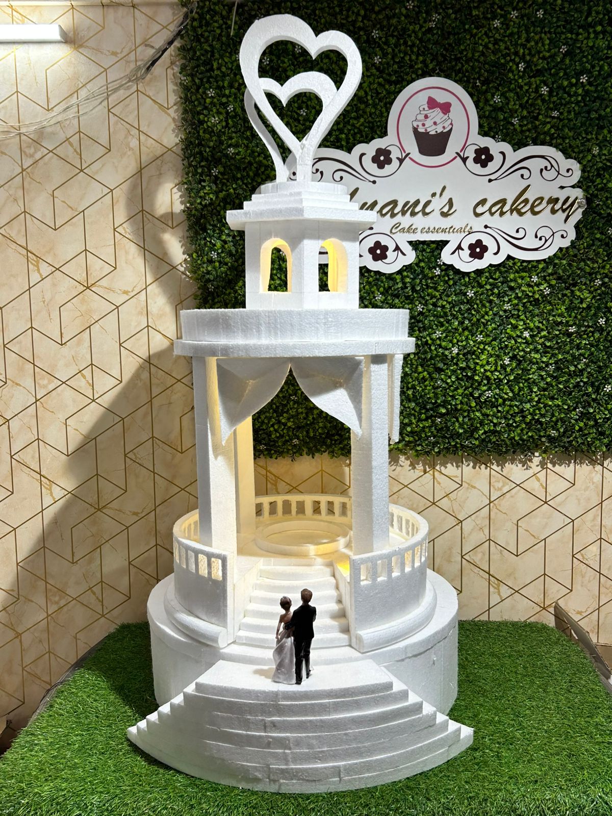 Dreamy Palace Cake  Dummy Setup