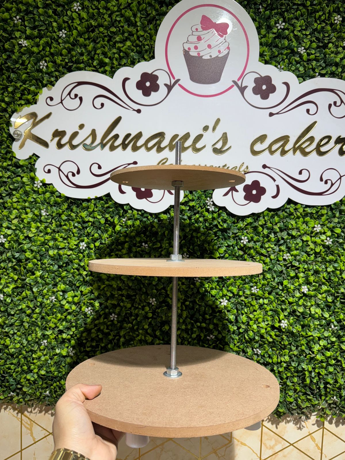 Anti Gravity Cake Stand(12 by 10 by 8 inch)