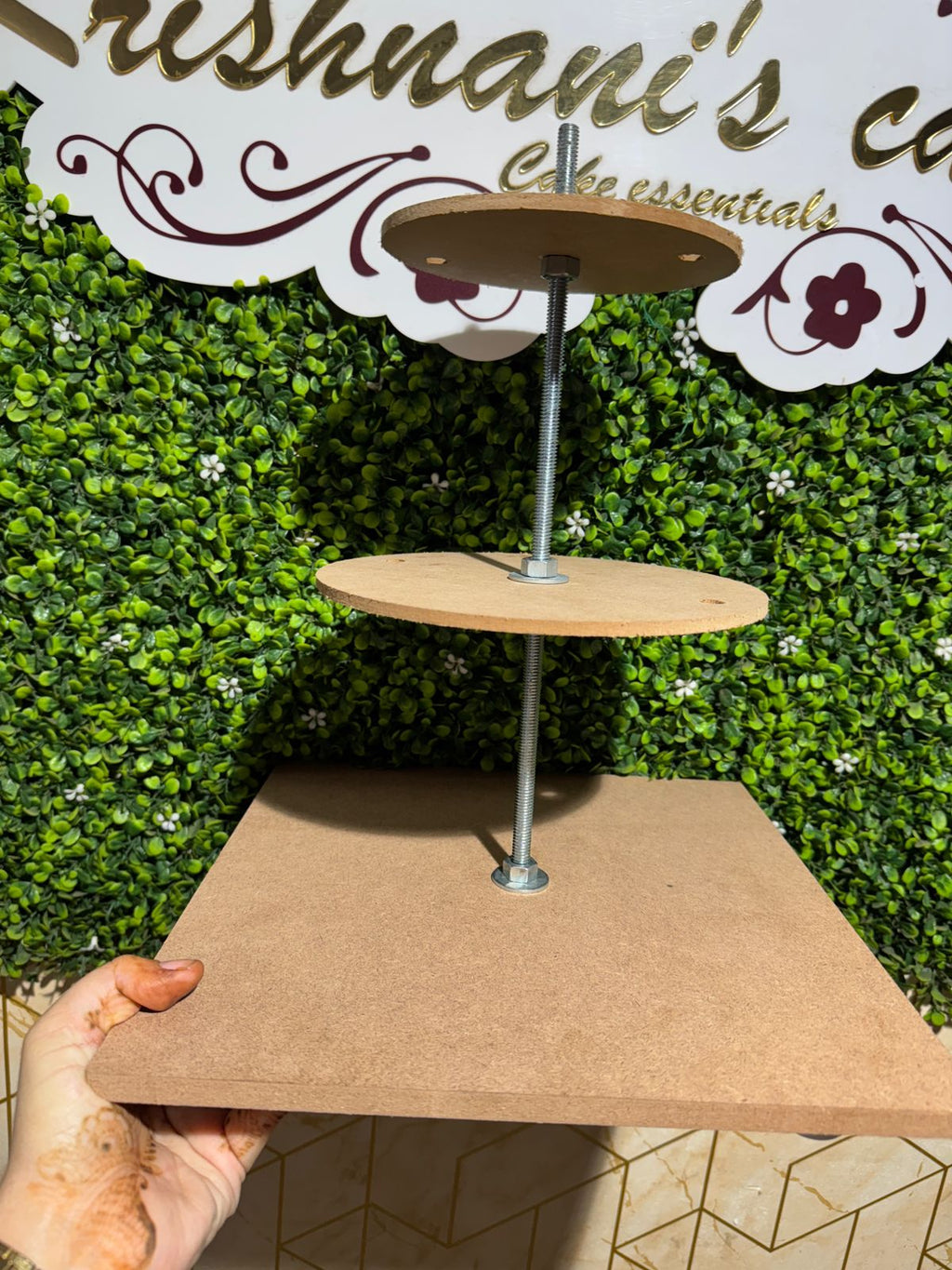 Anti Gravity Cake Stand(12 by 8 by 6 inch)